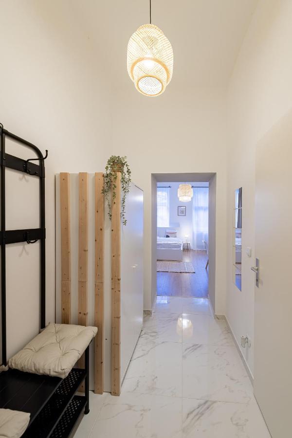 Vienna My City Apartment Bright Room Exterior photo